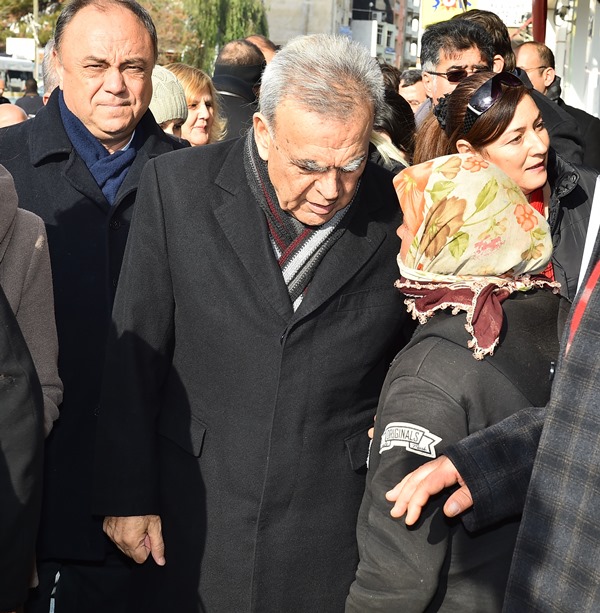 Başkan sahada