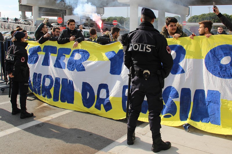 Fenerbahçe İzmir'de