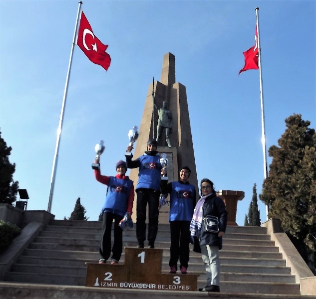 Cumhuriyet şehitleri anısına koştular