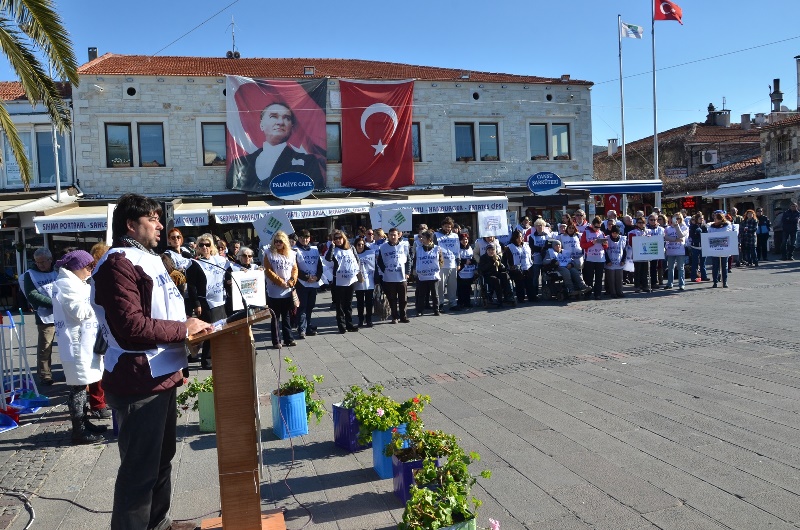 Temiz Foça için elbirliği