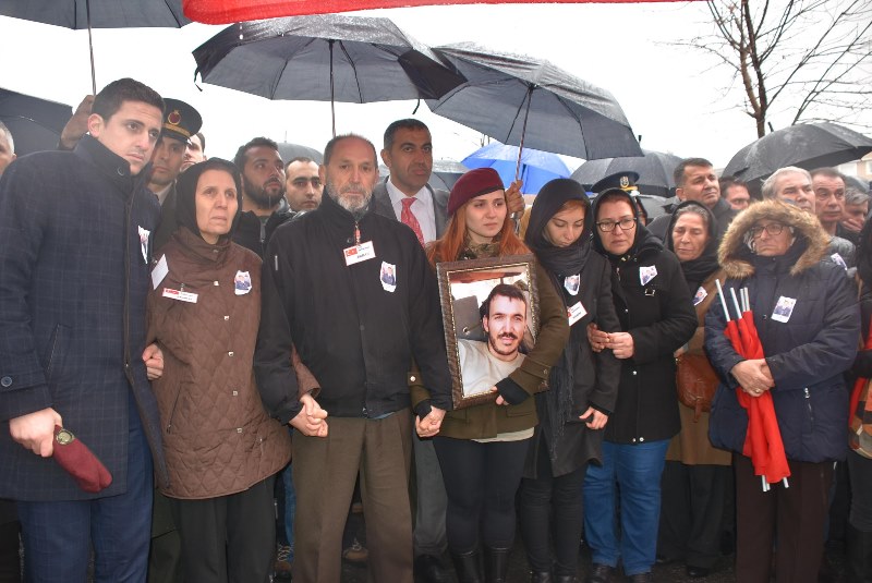 İzmir şehidini uğurladı