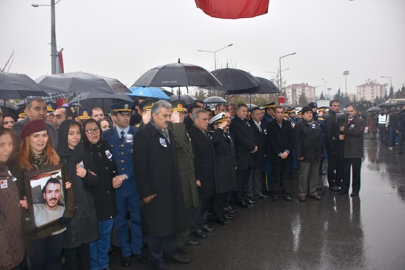İzmir şehidini uğurladı
