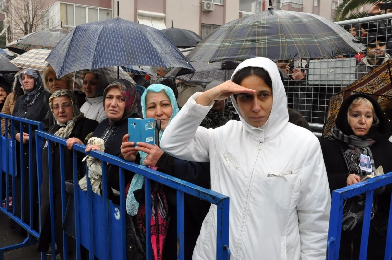 İzmir şehidini uğurladı