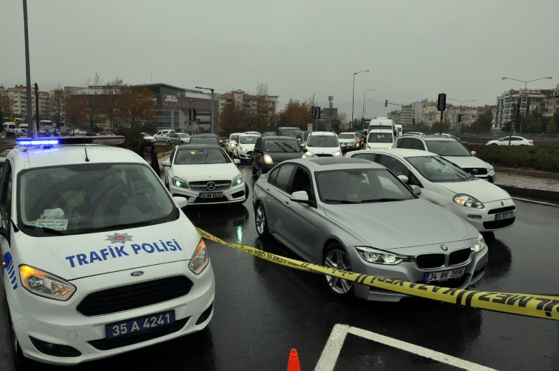 İzmir'de kar çileye dönüştü