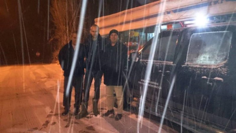 İzmir'de kar çileye dönüştü