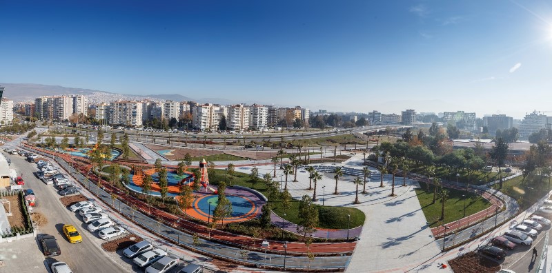 Gündüzü ayrı, gecesi ayrı güzel