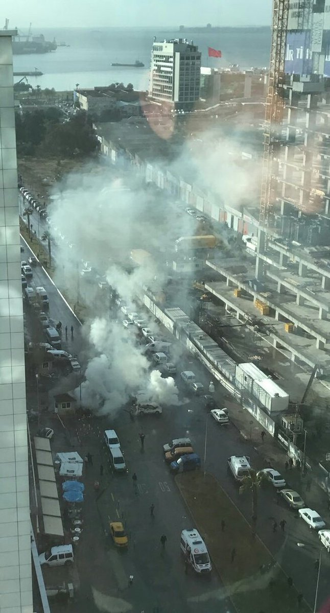 İzmir Adliyesi'nde patlama