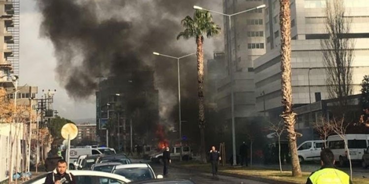 İzmir Adliyesi'nde patlama