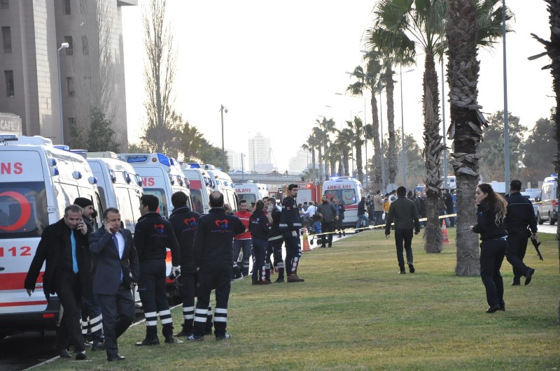 İzmir Adliyesi'nde patlama