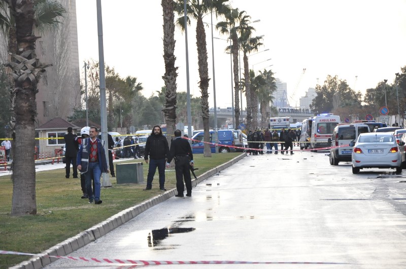 İzmir Adliyesi'nde patlama