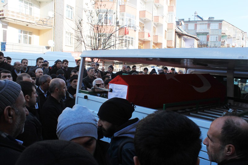 İzmir şehitlerine veda!