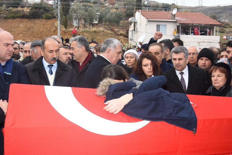 İzmir şehitlerine veda!