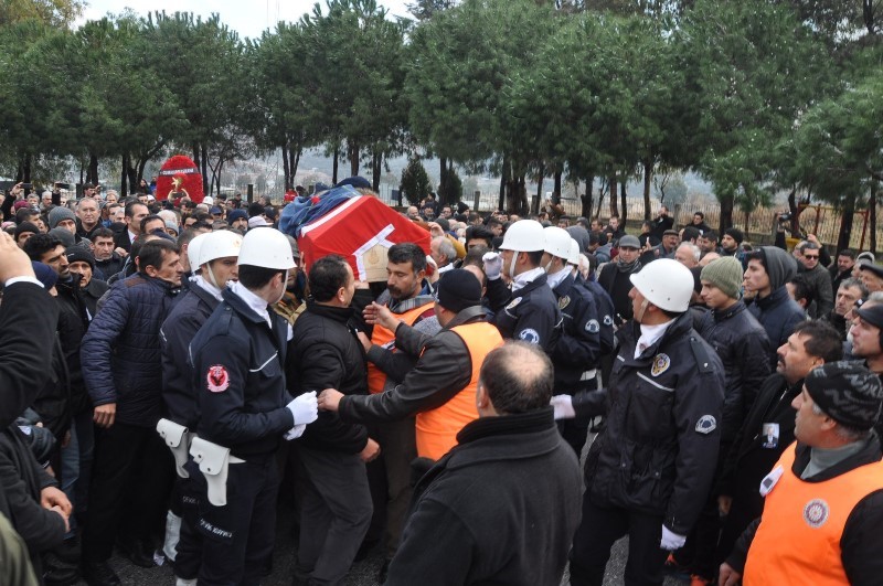 İzmir şehitlerine veda!