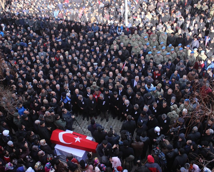 İzmir şehitlerine veda!
