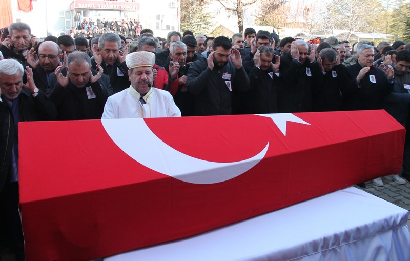 İzmir şehitlerine veda!