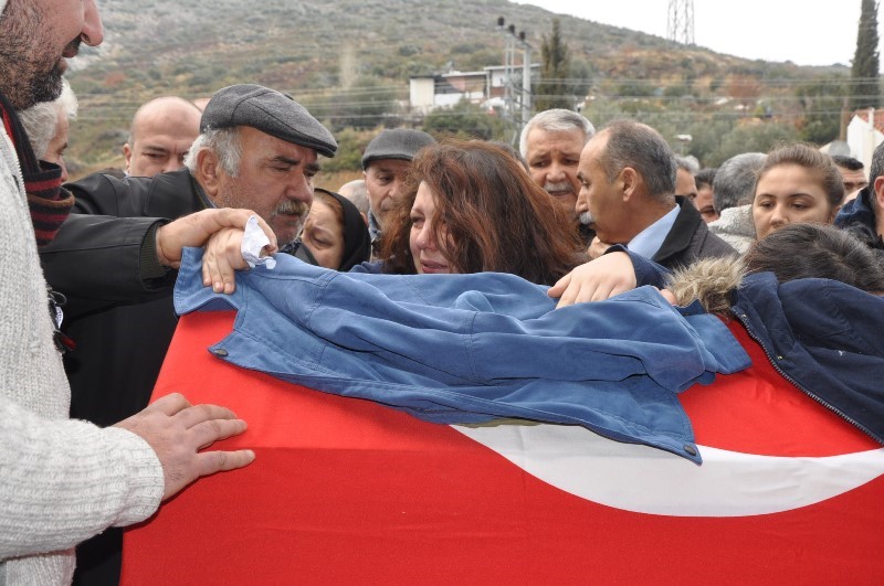 İzmir şehitlerine veda!