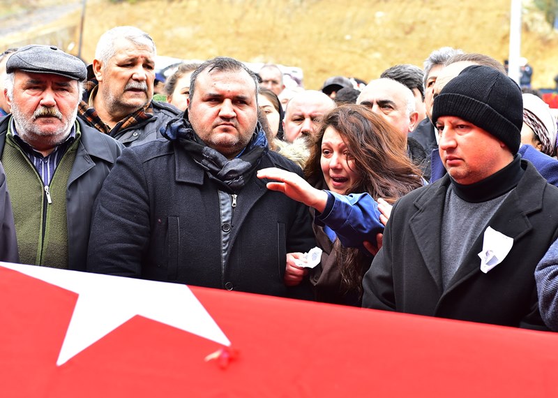 İzmir şehitlerine veda!