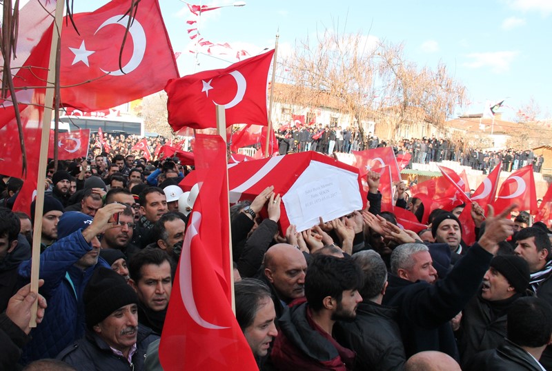İzmir şehitlerine veda!