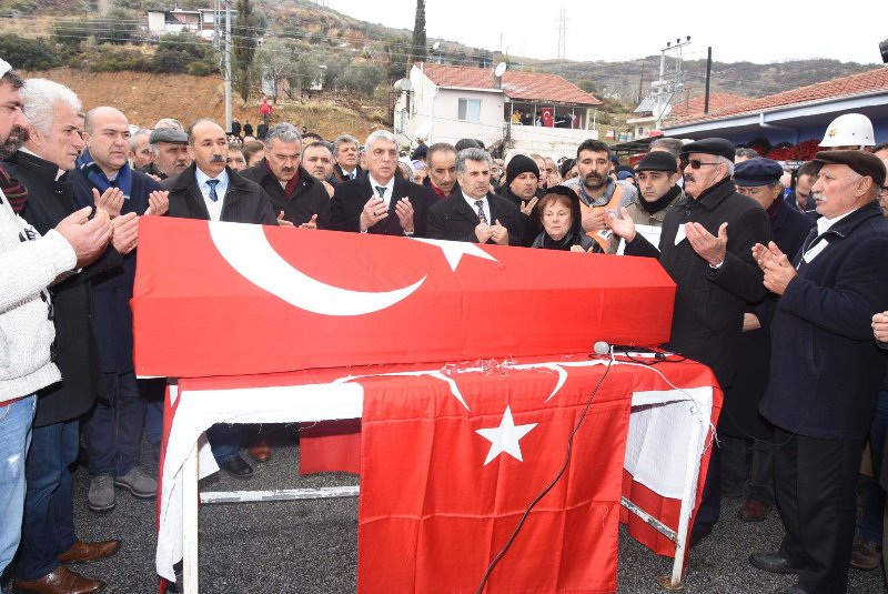 İzmir şehitlerine veda!