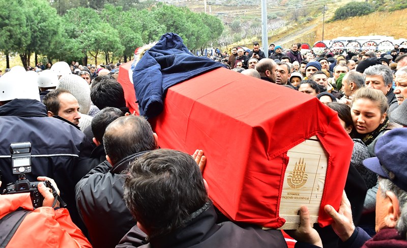 İzmir şehitlerine veda!