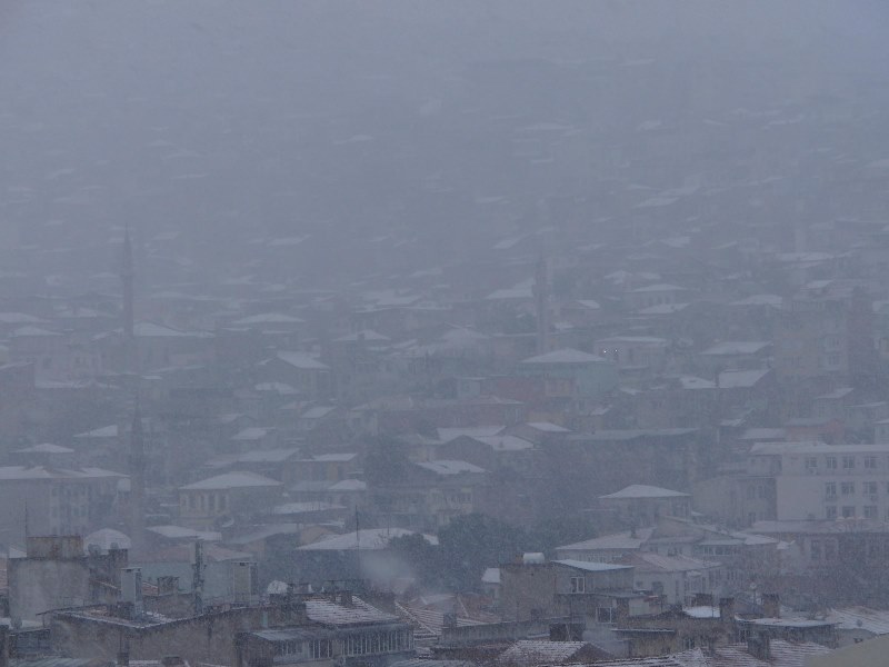 İzmir beyaza büründü