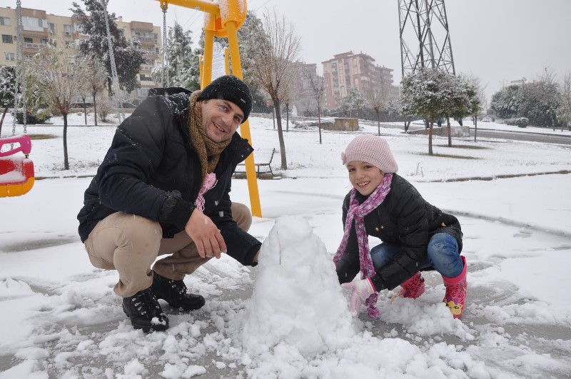 İzmir beyaza büründü