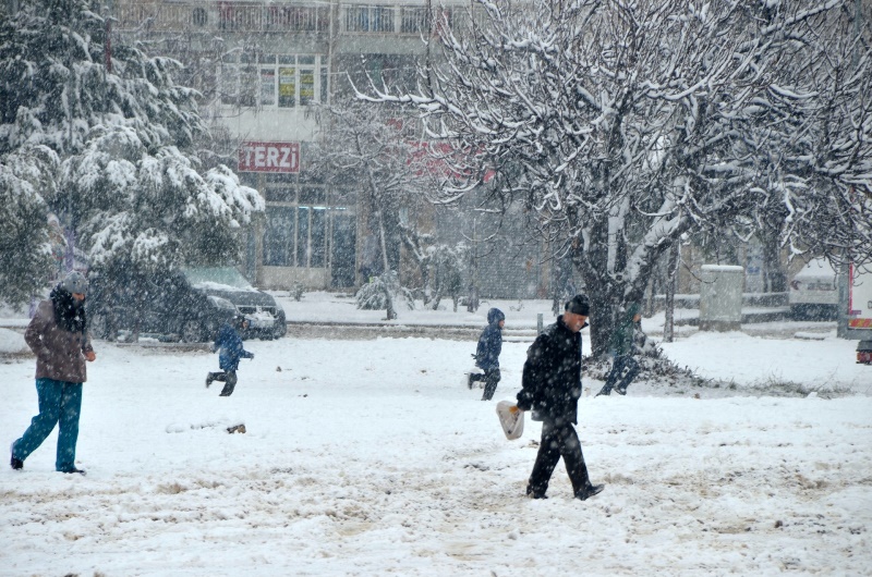İzmir beyaza büründü