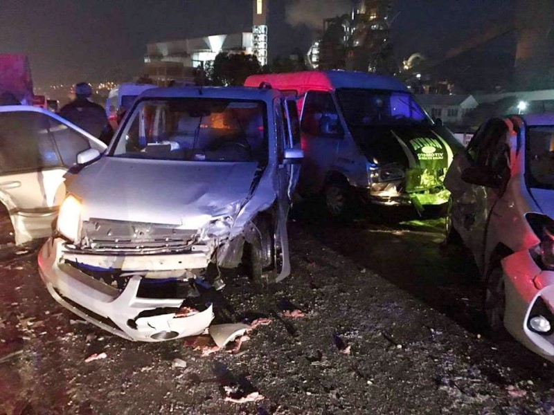 İzmir'de buzlanma kazaları