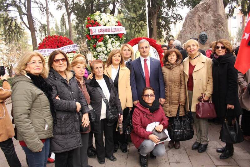 İzmir Zübeyde Ana'yı unutmadı