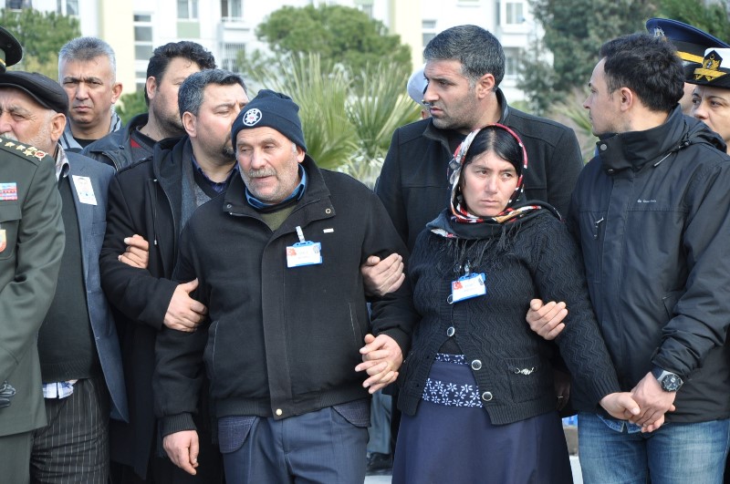 İzmir şehidini uğurladı