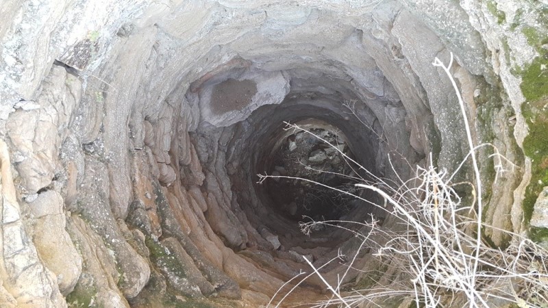 Koyun otlatırken tarihi kalıntı buldu