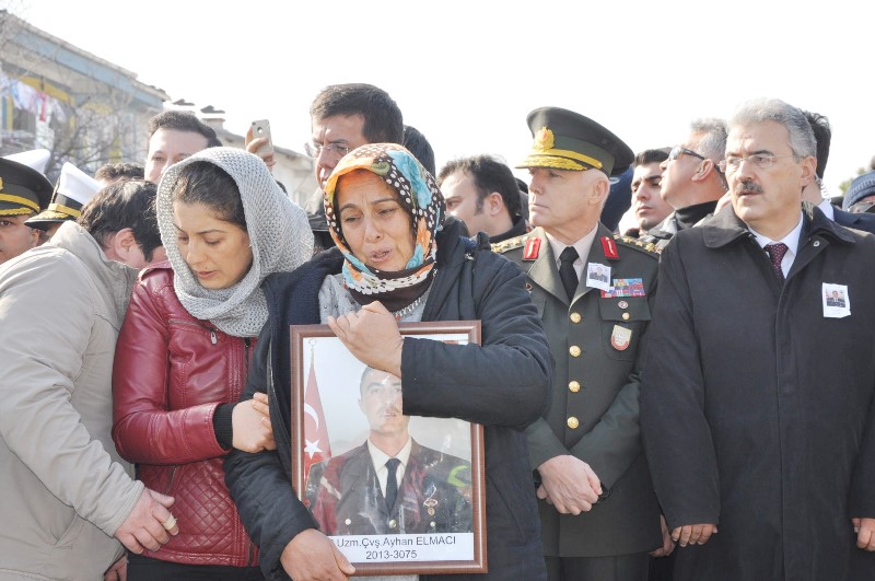 İzmir El Bab şehidini uğurladı