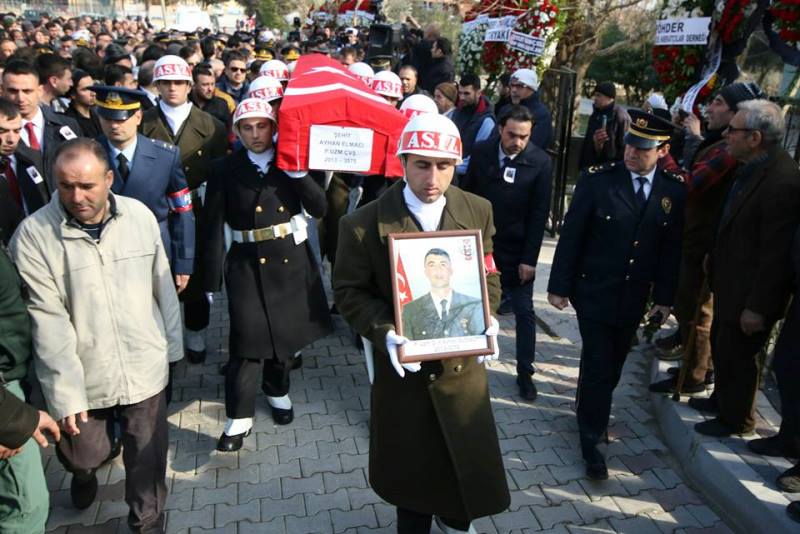 İzmir El Bab şehidini uğurladı
