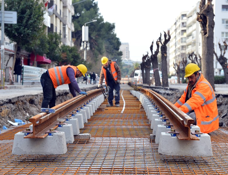 Tramvayda yoğun tempo