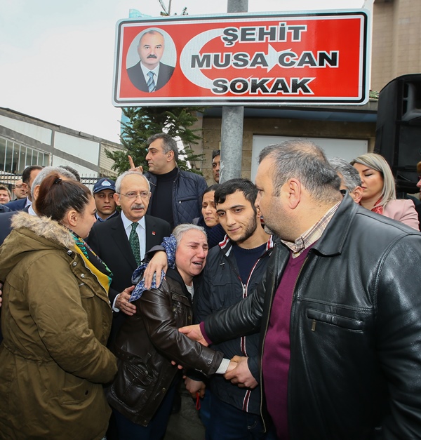 CHP lideri Kılıçdaroğlu İzmir'de
