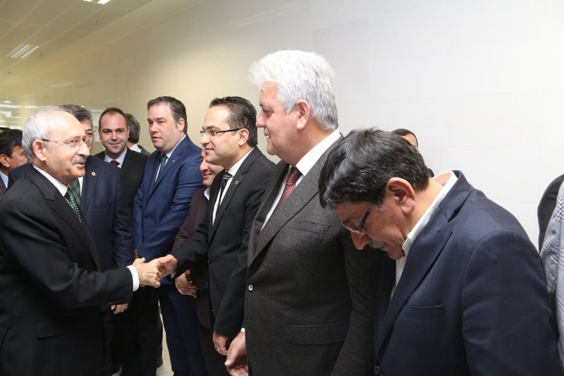 CHP lideri Kılıçdaroğlu İzmir'de