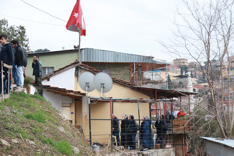 Şehit ateşi İzmir'e düştü