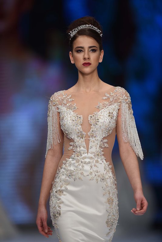 IF Wedding'de solo defile fırtınası...