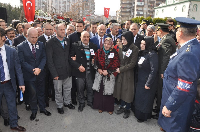 İzmir El Bab şehidi Efiloğlu'nu uğurladı