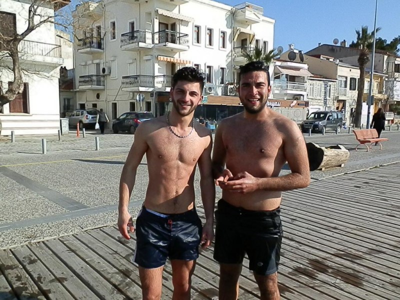 Şubat'ta Foça'da deniz keyfi