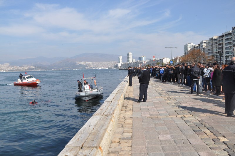 İzmir Körfezi'nden ceset çıktı