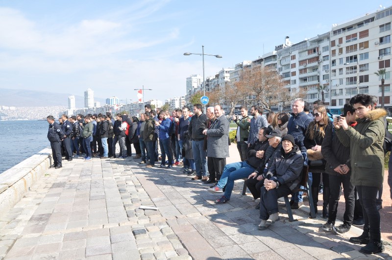 İzmir Körfezi'nden ceset çıktı