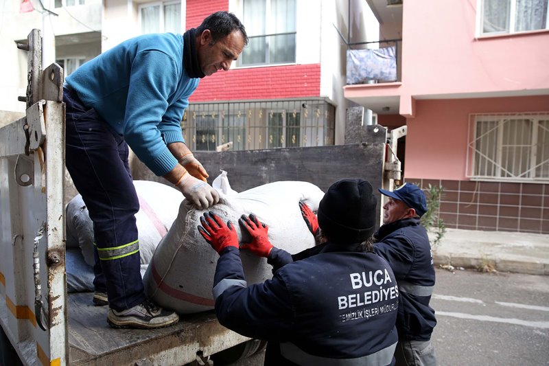 Buca'da şok baskın