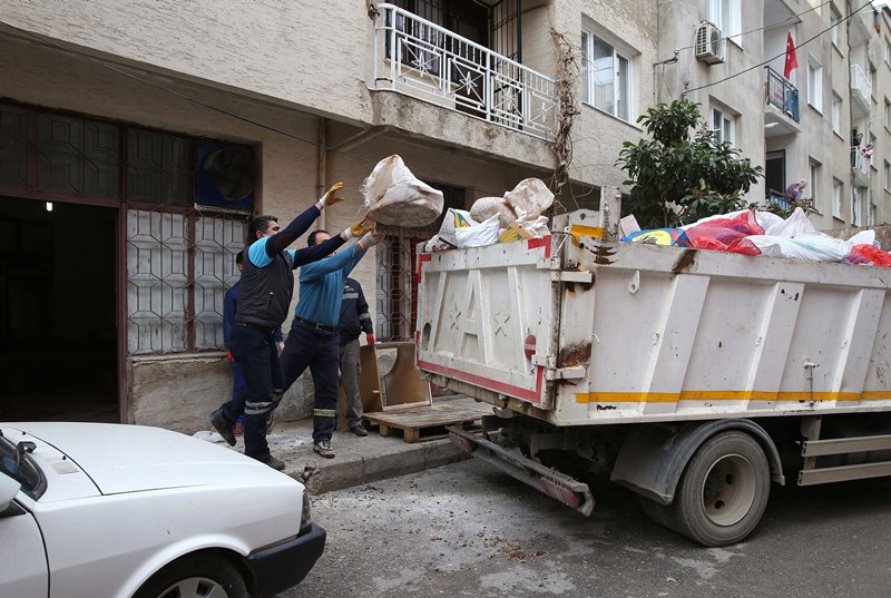 Buca'da şok baskın