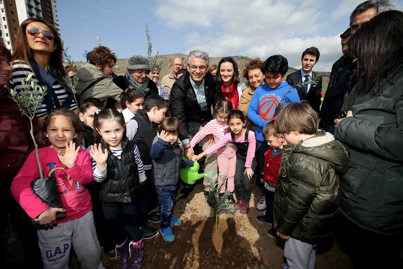 ‘Barış fidanları’ toprakla buluştu