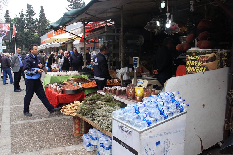 Buca'da şok baskın
