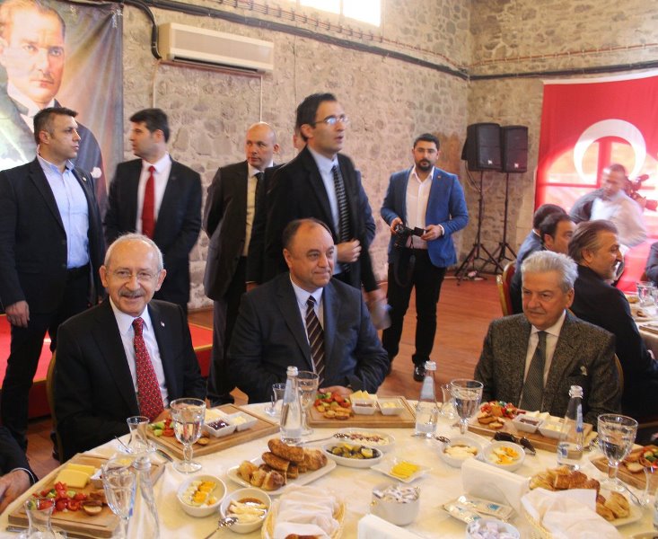 CHP Lideri Kılıçdaroğlu İzmir'de