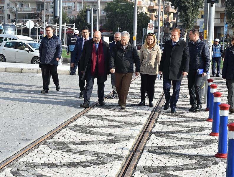Adım adım tramvay