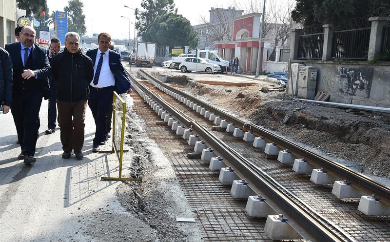 Adım adım tramvay