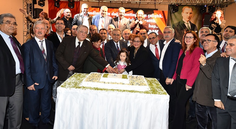 Özgürlük halayı